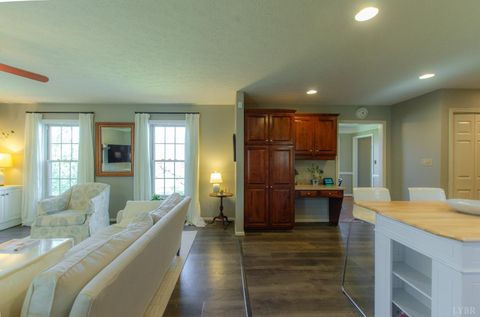 Tiny photo for 102 Meadows Dr Dr, Forest, VA 24551 (MLS # 365313)