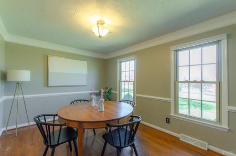 Tiny photo for 102 Meadows Dr Dr, Forest, VA 24551 (MLS # 365313)