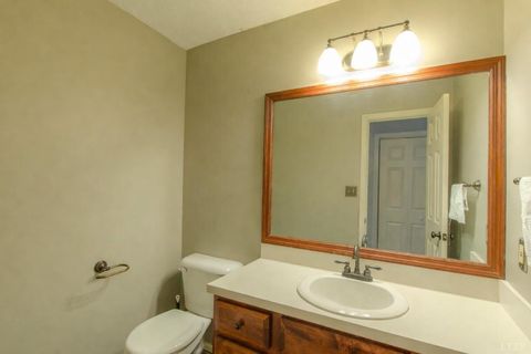 Tiny photo for 102 Meadows Dr Dr, Forest, VA 24551 (MLS # 365313)