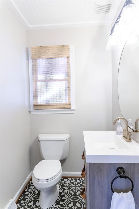 Tiny photo for 726 Lake Vista Dr Dr, Forest, VA 24551 (MLS # 363879)