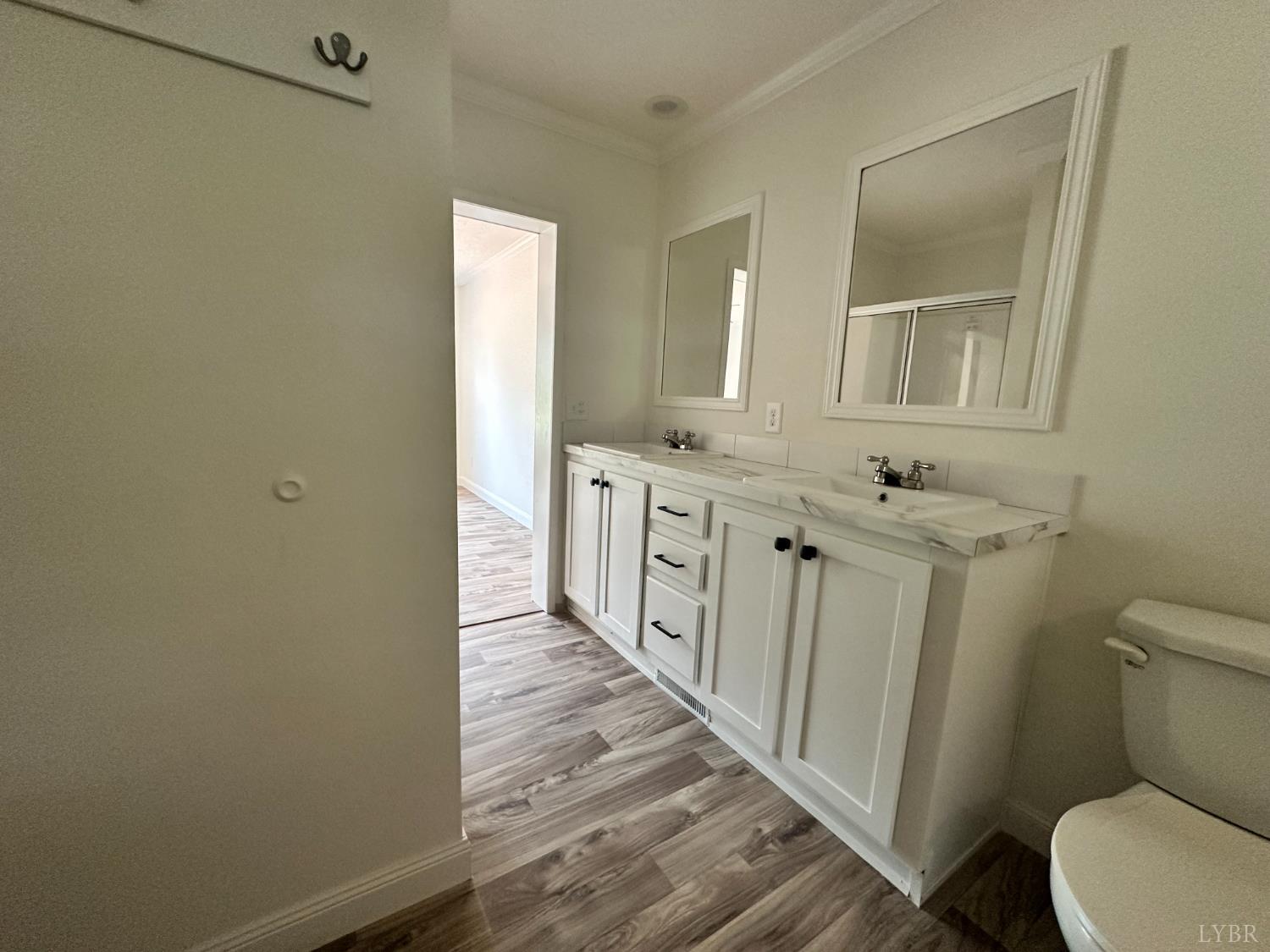 2095 Nicopolis, Bedford, Virginia image 11