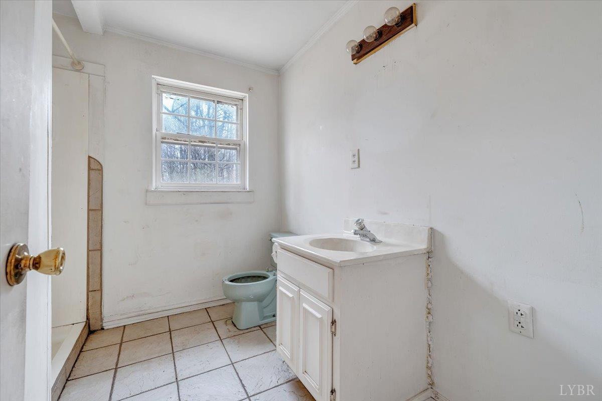 Esmont, Virginia 22937, United States, 4 Bedrooms Bedrooms, ,3 BathroomsBathrooms,Residential,Active,197099