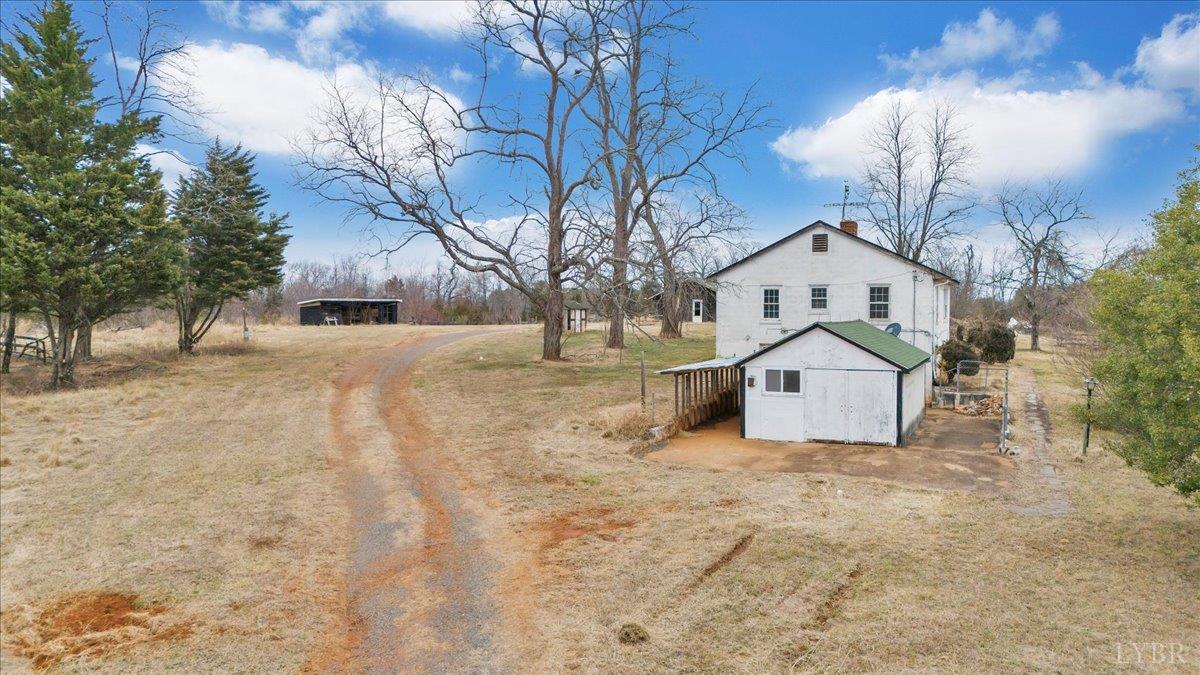 Esmont, Virginia 22937, United States, 4 Bedrooms Bedrooms, ,3 BathroomsBathrooms,Residential,Active,197099