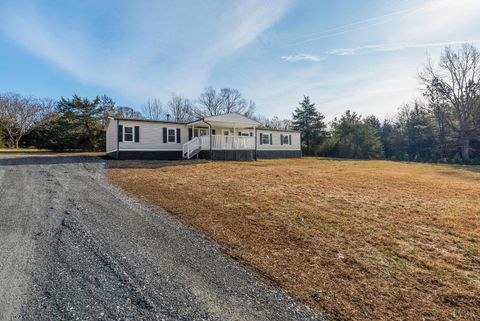 Tiny photo for 2184 Green Pond Road, Chatham, VA 24531 (MLS # 363522)