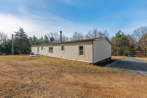 Tiny photo for 2184 Green Pond Road, Chatham, VA 24531 (MLS # 363522)