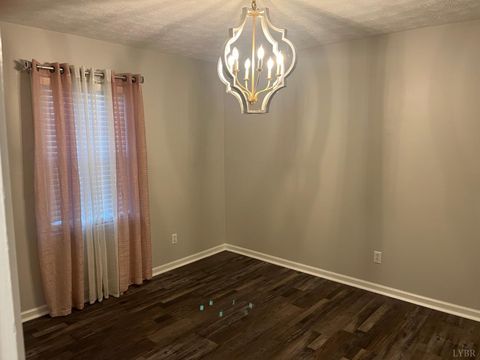 Tiny photo for 203 College Park Drive, Lynchburg, VA 24502 (MLS # 363255)