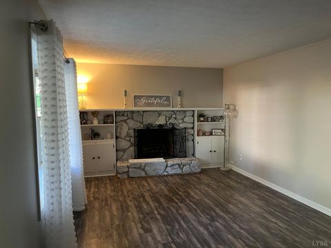 Tiny photo for 203 College Park Drive, Lynchburg, VA 24502 (MLS # 363255)