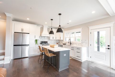 Tiny photo for 1025 Landon Court, Forest, VA 24551 (MLS # 362372)