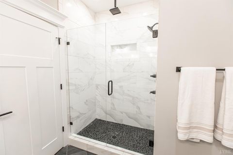 Tiny photo for 1025 Landon Court, Forest, VA 24551 (MLS # 362372)