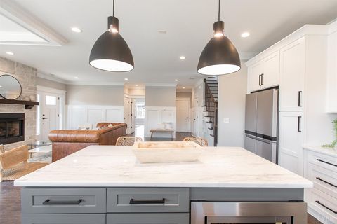 Tiny photo for 1025 Landon Court, Forest, VA 24551 (MLS # 362372)
