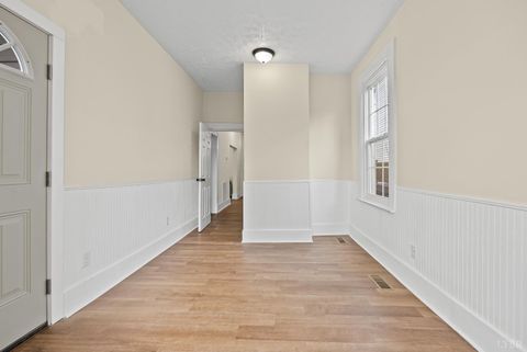 Tiny photo for 859 Belmont Street, Lynchburg, VA 24504 (MLS # 364158)
