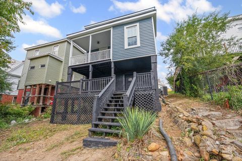 Tiny photo for 859 Belmont Street, Lynchburg, VA 24504 (MLS # 364158)