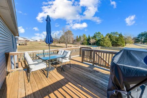 Tiny photo for 746 Church Street, Appomattox, VA 24522 (MLS # 363593)