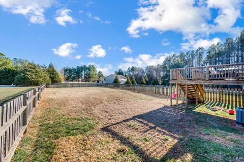 Tiny photo for 746 Church Street, Appomattox, VA 24522 (MLS # 363593)