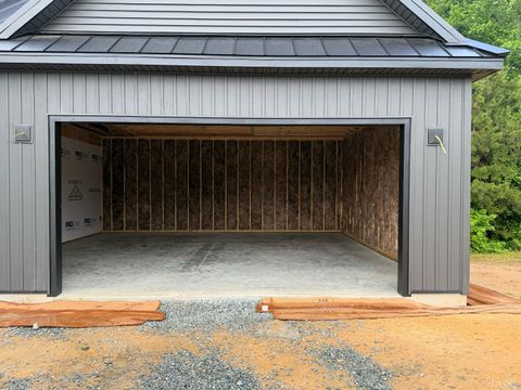 Tiny photo for 2794 Cow Rd, Buffalo Junction, VA 24529 (MLS # 366464)