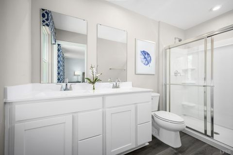 Tiny photo for 18 Crossing Court, Bedford, VA 24523 (MLS # 362299)