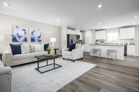 Tiny photo for 18 Crossing Court, Bedford, VA 24523 (MLS # 362299)