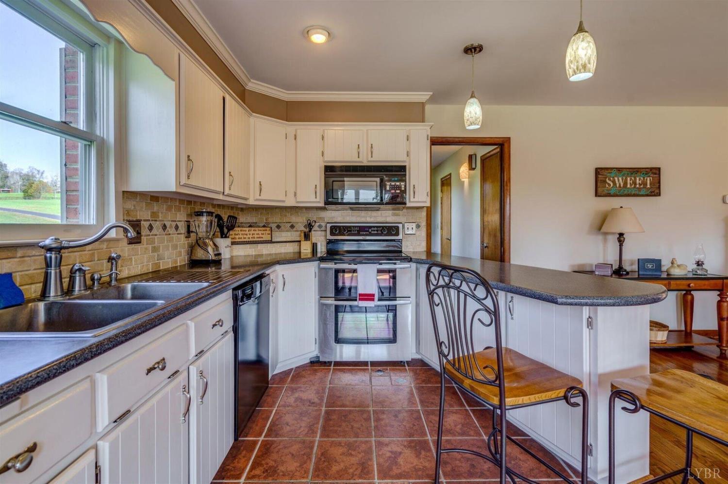 450 Holyfield Lane, Moneta, Virginia image 18