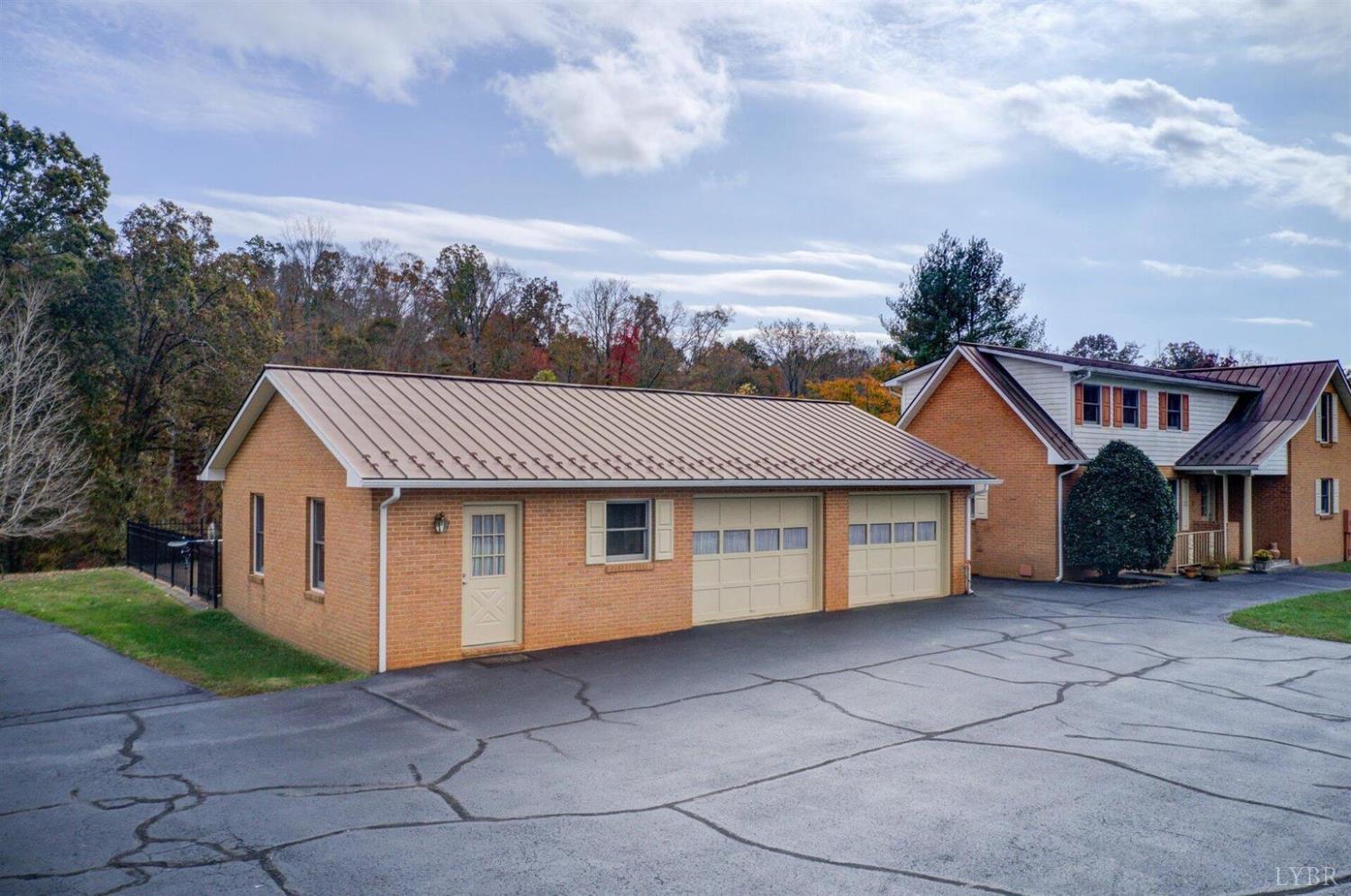 450 Holyfield Lane, Moneta, Virginia image 47
