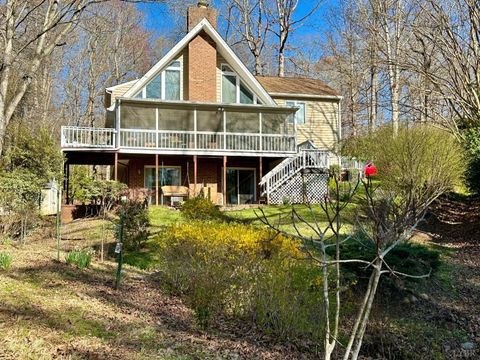 107 Waterview Circle, Forest, VA 24551 - #: 351265