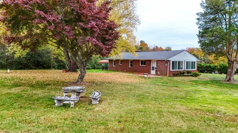 Tiny photo for 751 Long Island Road, Gladys, VA 24554 (MLS # 362789)