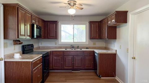 Tiny photo for 751 Long Island Road, Gladys, VA 24554 (MLS # 362789)