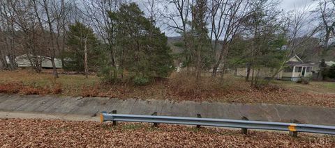 Photo of 0 Oak Ave, Buena Vista, VA 24416 (MLS # 362335) Photo of 0 Oak Ave, Buena Vista, VA 24416 (MLS # 362335)