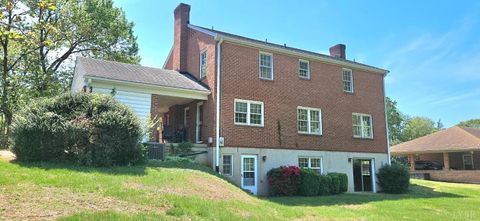 Tiny photo for 5909 Rhonda Road, Lynchburg, VA 24502 (MLS # 365840)
