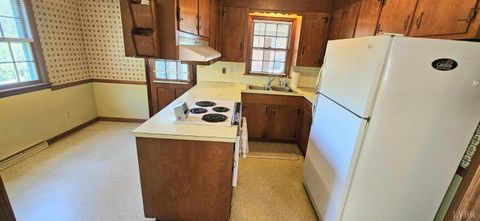 Tiny photo for 5909 Rhonda Road, Lynchburg, VA 24502 (MLS # 365840)