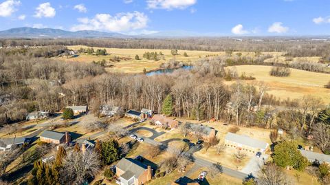 Tiny photo for 123 Lafayette Place, Forest, VA 24551 (MLS # 364619)