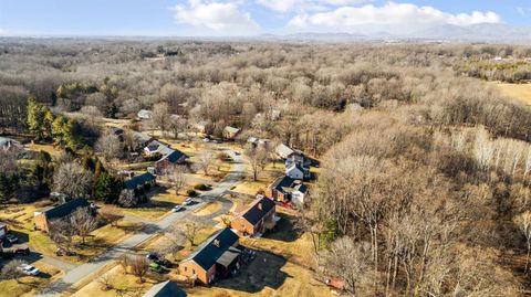 Tiny photo for 123 Lafayette Place, Forest, VA 24551 (MLS # 364619)