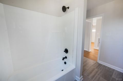 Tiny photo for 123 Lafayette Place, Forest, VA 24551 (MLS # 364619)