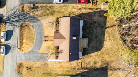 Tiny photo for 123 Lafayette Place, Forest, VA 24551 (MLS # 364619)