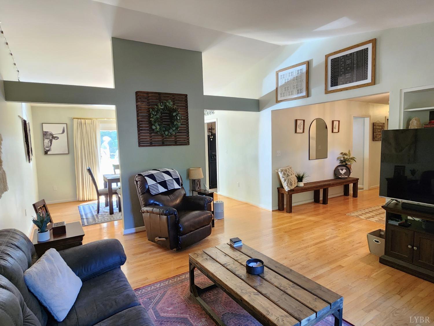 137 New London Drive, Lynchburg, Virginia image 14