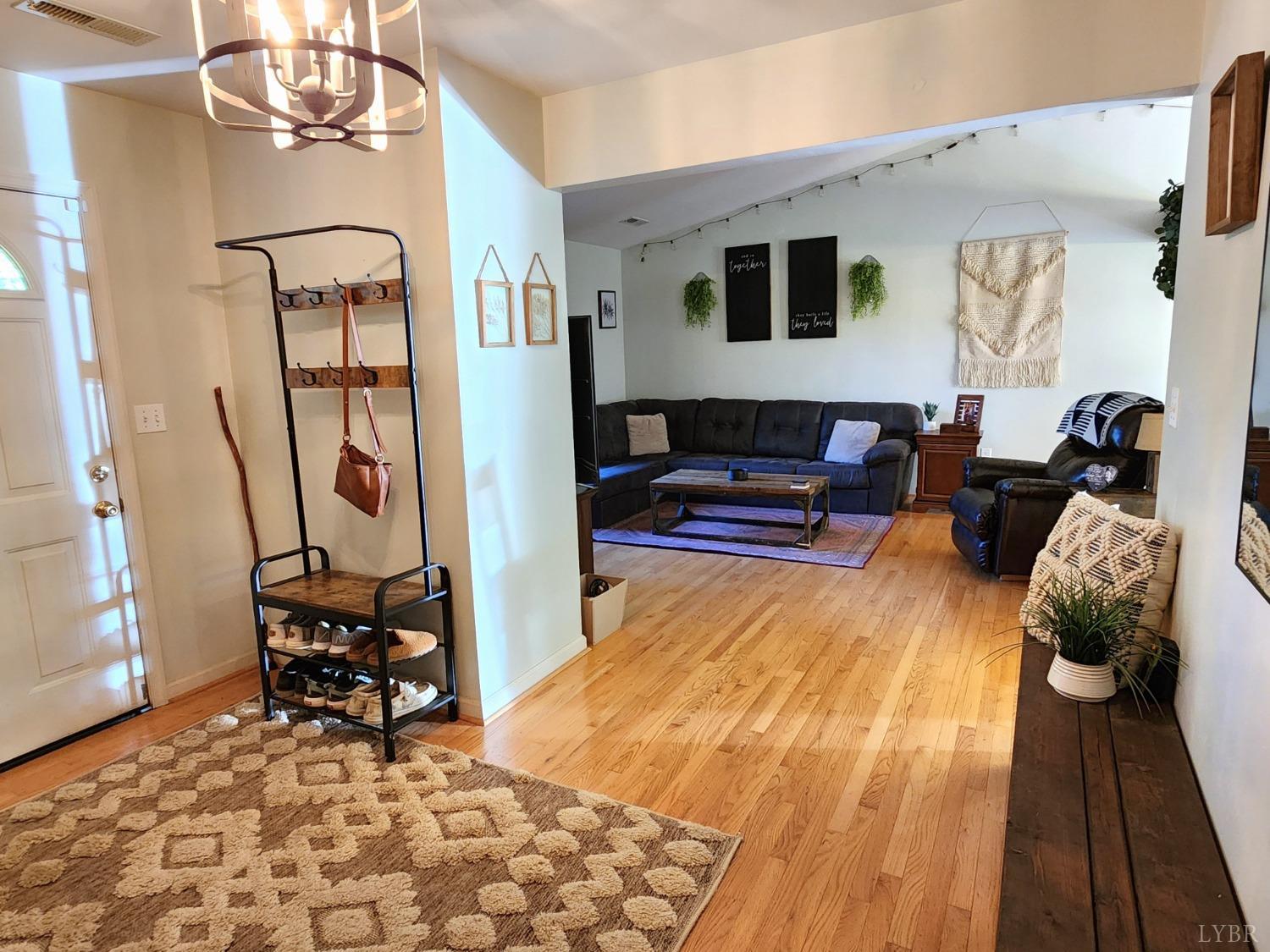 137 New London Drive, Lynchburg, Virginia image 7