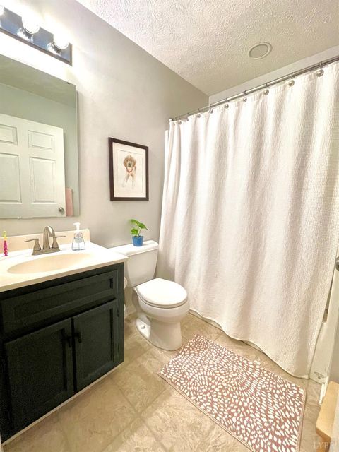 Tiny photo for 1745 Whitfield Drive, Bedford, VA 24523 (MLS # 364404)