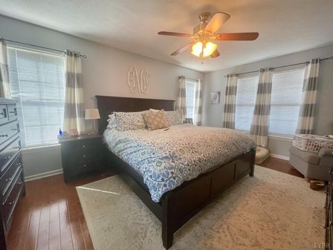 Tiny photo for 1745 Whitfield Drive, Bedford, VA 24523 (MLS # 364404)