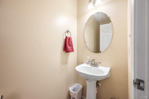 Tiny photo for 1810 Broadway Street #211, Lynchburg, VA 24501 (MLS # 364355)
