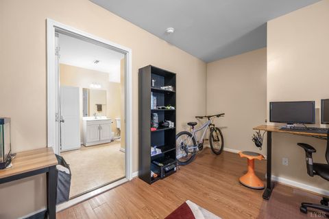 Tiny photo for 1810 Broadway Street #211, Lynchburg, VA 24501 (MLS # 364355)