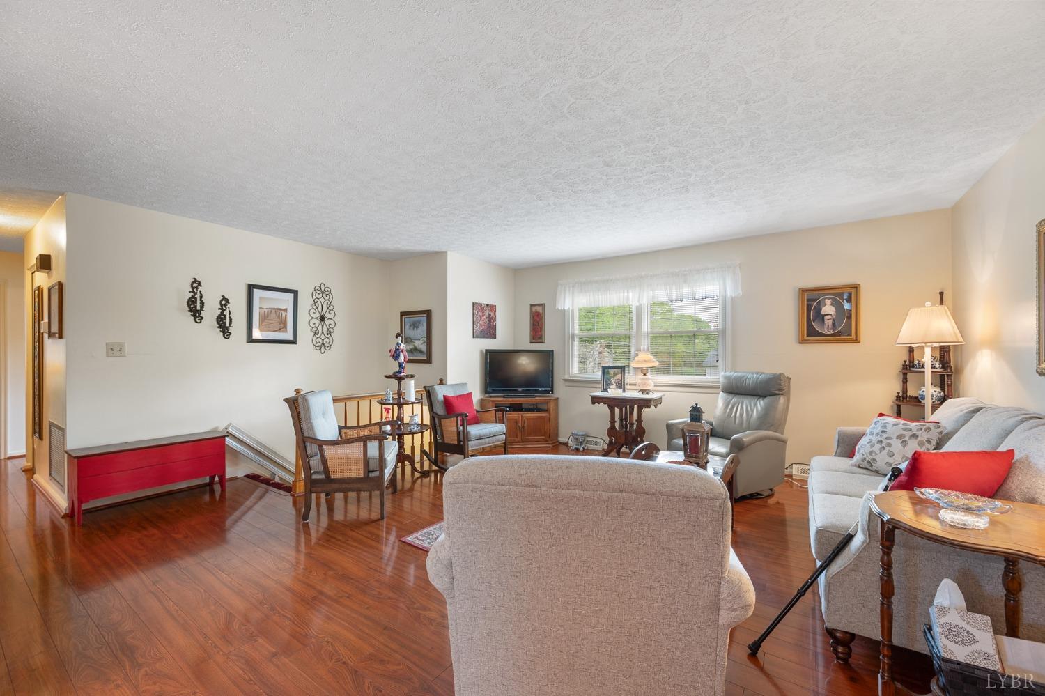 107 Forest Park Drive, Forest, Virginia image 8