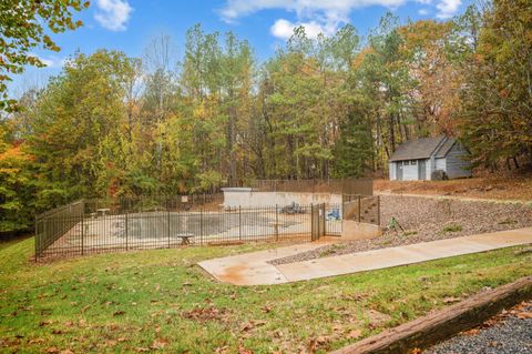 Tiny photo for 201 Mallard Drive, Lynchburg, VA 24503 (MLS # 362490)