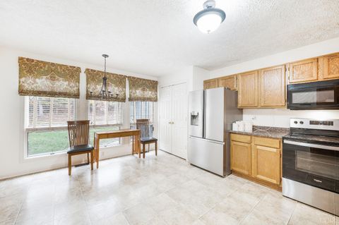 Tiny photo for 201 Mallard Drive, Lynchburg, VA 24503 (MLS # 362490)