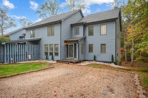 Photo of 201 Mallard Drive, Lynchburg, VA 24503 (MLS # 362490)