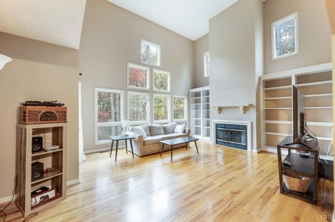 Tiny photo for 201 Mallard Drive, Lynchburg, VA 24503 (MLS # 362490)