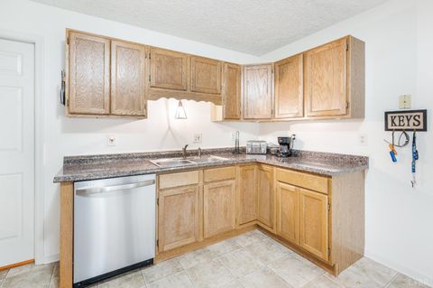 Tiny photo for 201 Mallard Drive, Lynchburg, VA 24503 (MLS # 362490)