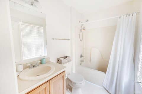 Tiny photo for 201 Mallard Drive, Lynchburg, VA 24503 (MLS # 362490)