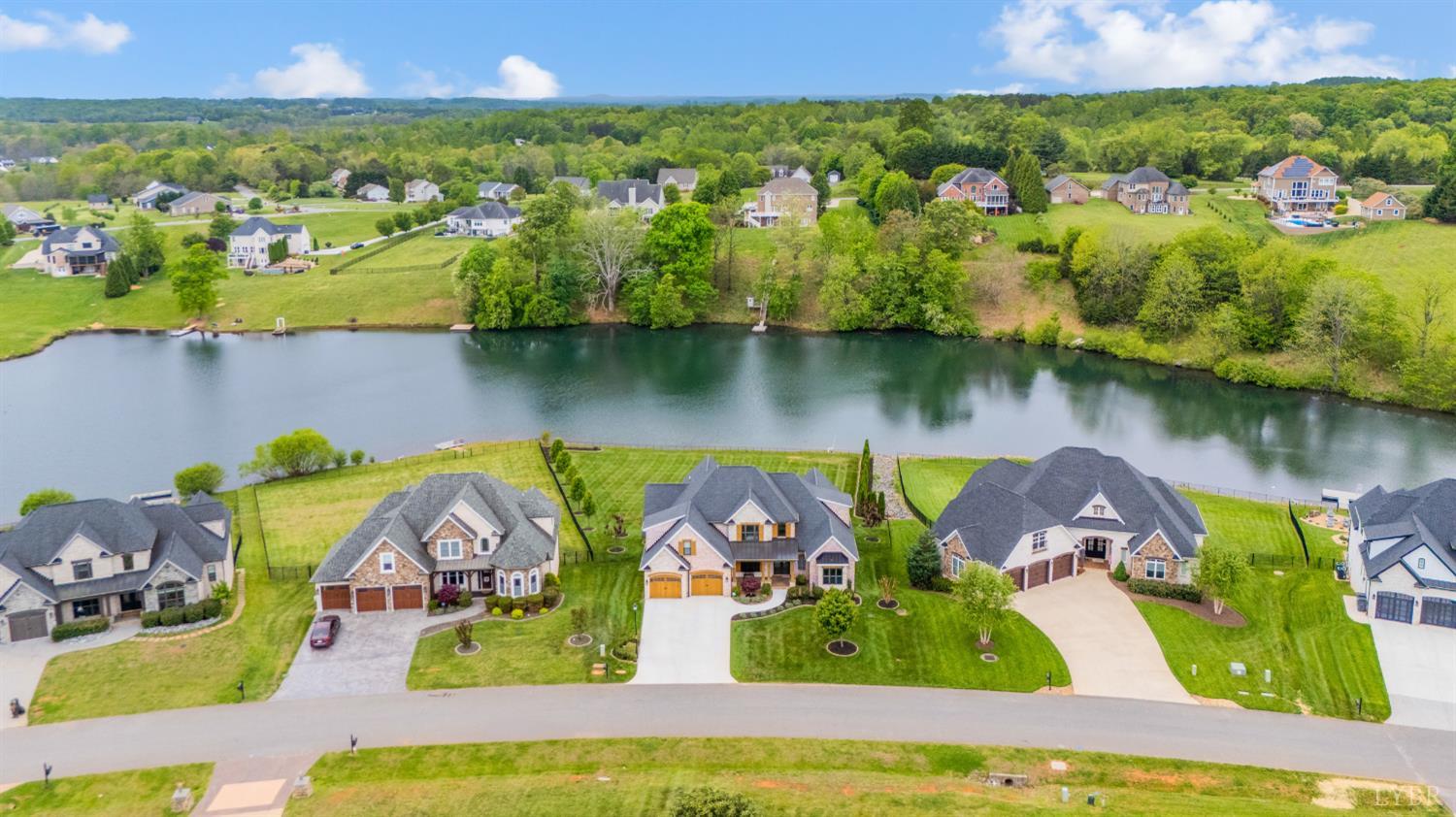 Forest, Virginia, 24551, United States, 5 Bedrooms Bedrooms, ,4 BathroomsBathrooms,Residential,Active,2041620