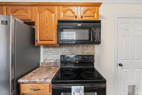 Tiny photo for 1034 Oakmont Circle Cir, Lynchburg, VA 24502 (MLS # 362418)