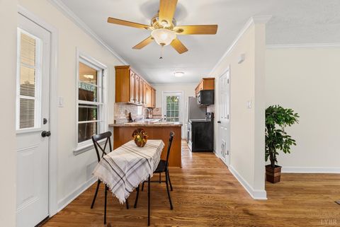 Tiny photo for 1034 Oakmont Circle Cir, Lynchburg, VA 24502 (MLS # 362418)