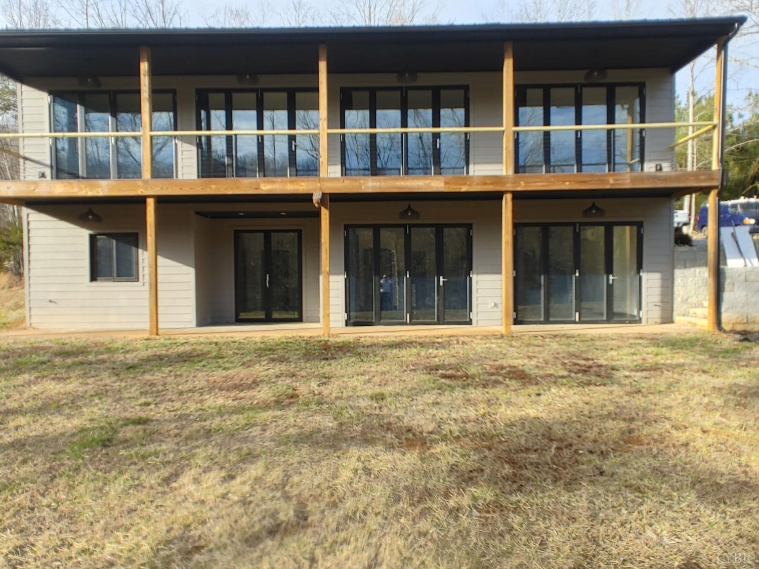 Goode, Virginia 24556, United States, 3 Bedrooms Bedrooms, ,3 BathroomsBathrooms,Residential,Active,77206